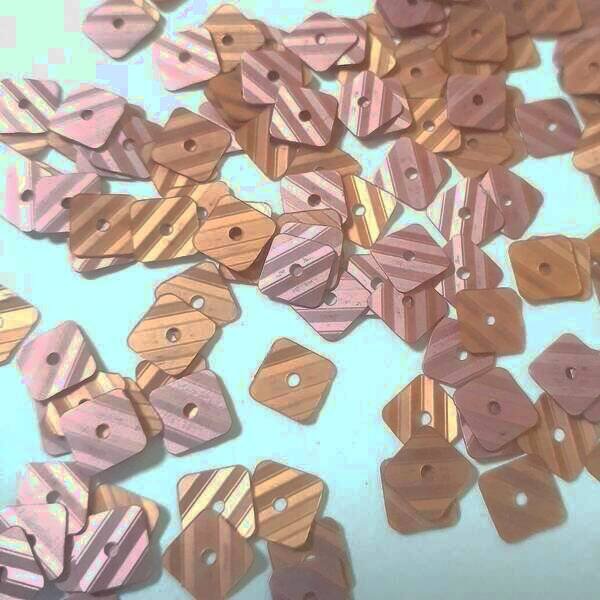 画像2: スパンコール1954　スクエアウェーブ5mm　ピンク1g (2)