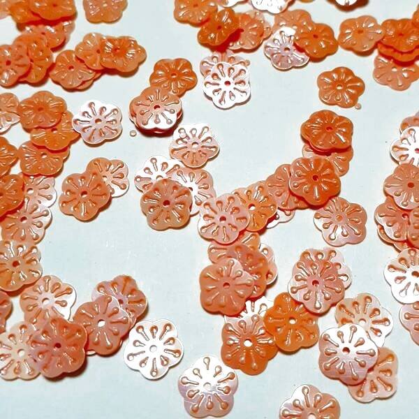 画像2: スパンコール2243　梅花6mm　オレンジ1g (2)