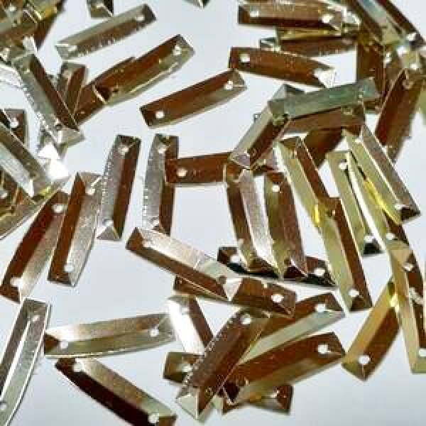 画像2: スパンコール限定222　山折長方形2穴　ゴールド　1g (2)