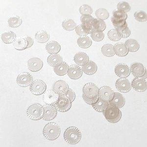 画像2: スパンコール1747 クロック4mm ベージュ 1g　 (2)