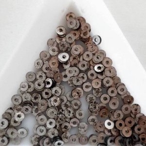 画像1: スパンコール1823 平3mm M.シルバー 1g （ダーティーライン） (1)