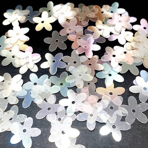 画像2: スパンコール2219 デイジー10mm ホワイトAB1g【在庫限り・入荷予定無し】 (2)